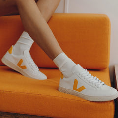 V-12 LEATHER WHITE OURO