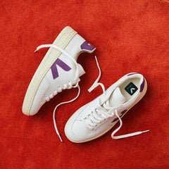 V-12 LEATHER WHITE COSMOS