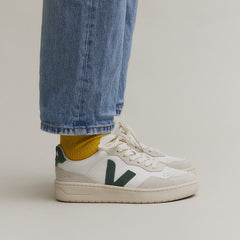 V-90 LEATHER WHITE CYPRUS